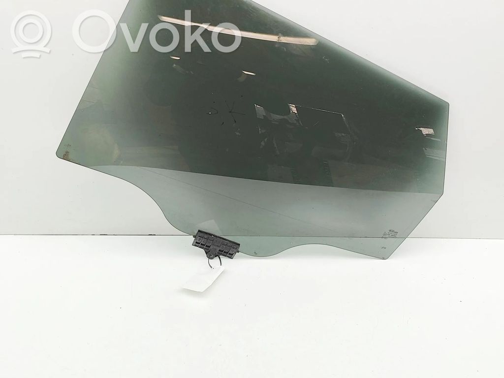 KIA Optima Takaoven ikkunalasi 