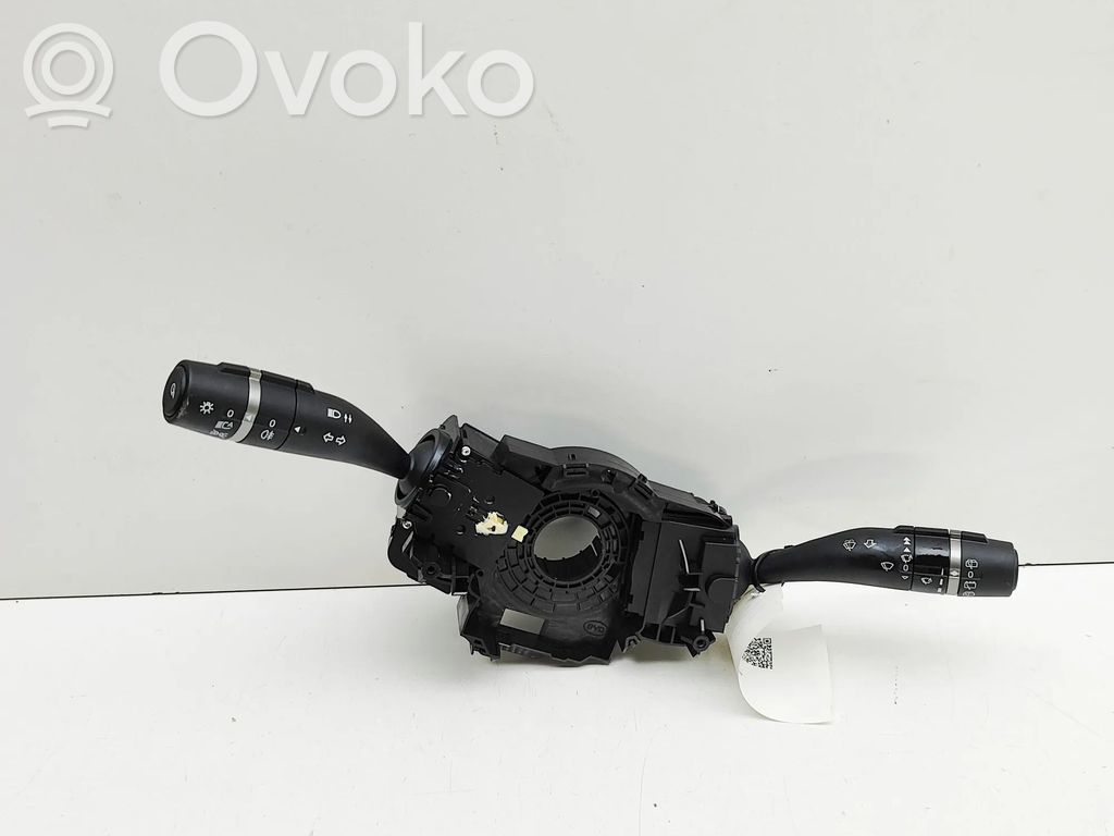 BYD Atto 3 Palanca de intermitentes 