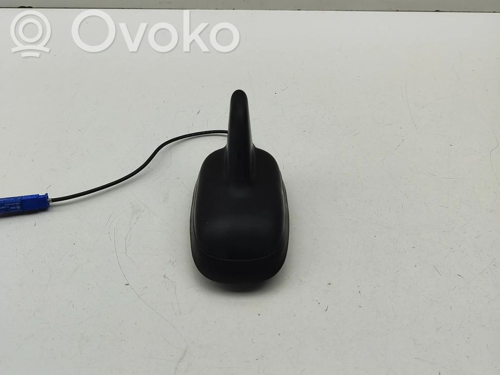 GPS-pystyantenni   6Q0035575,3C0035507AA,6Q0035575B,6Q0035576B