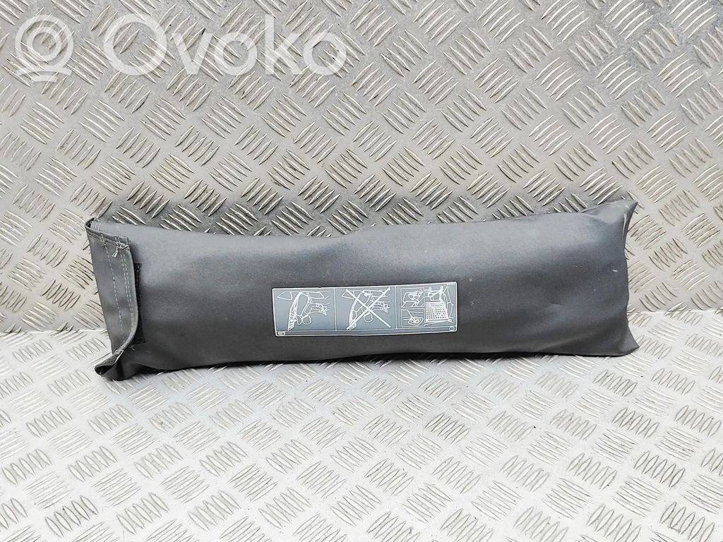 Volvo XC60 Užuolaida (štorkė) 
