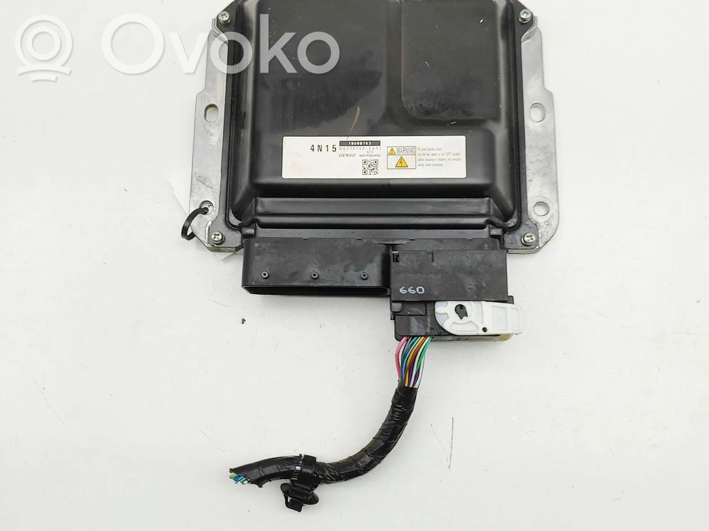 Mitsubishi L200 Engine control unit/module 