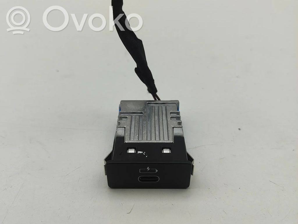 BMW X2 U10 Enchufe conector USB 