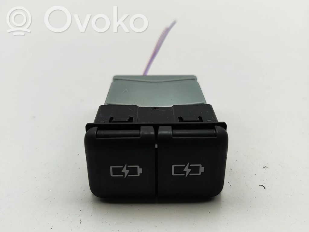 Lexus NX USB socket connector 