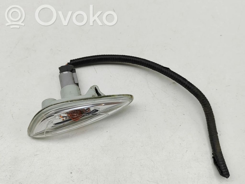 KIA Xceed Sparno posūkio žibintas 