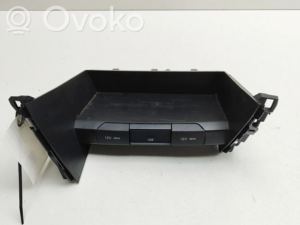 KIA Xceed Разъем USB 