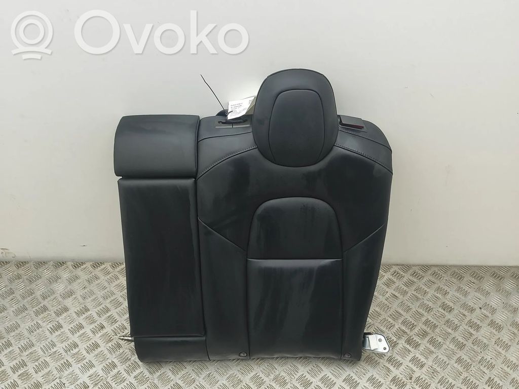 Tesla Model 3 Galinė sėdynė 