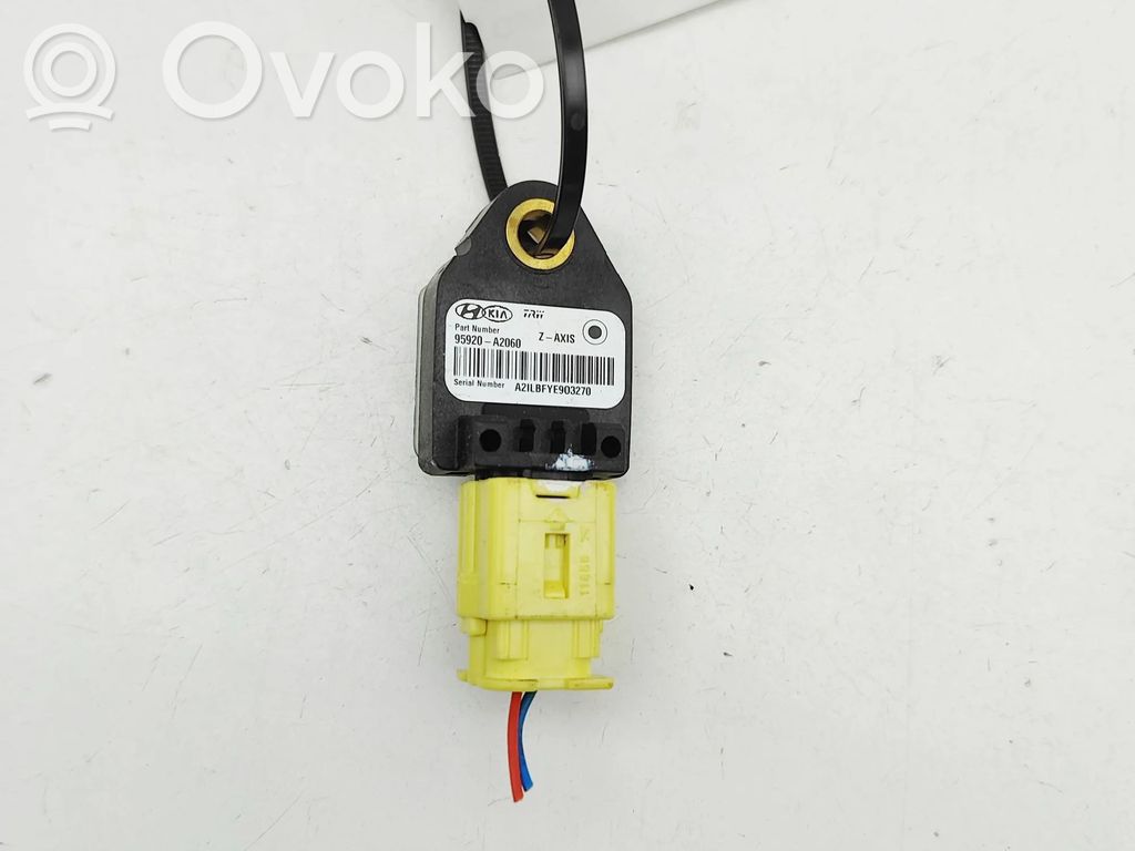KIA Ceed Airbagsensor Crashsensor Drucksensor 