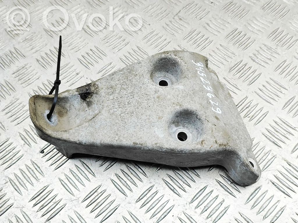 BMW 2 F22 F23 Suport motor 