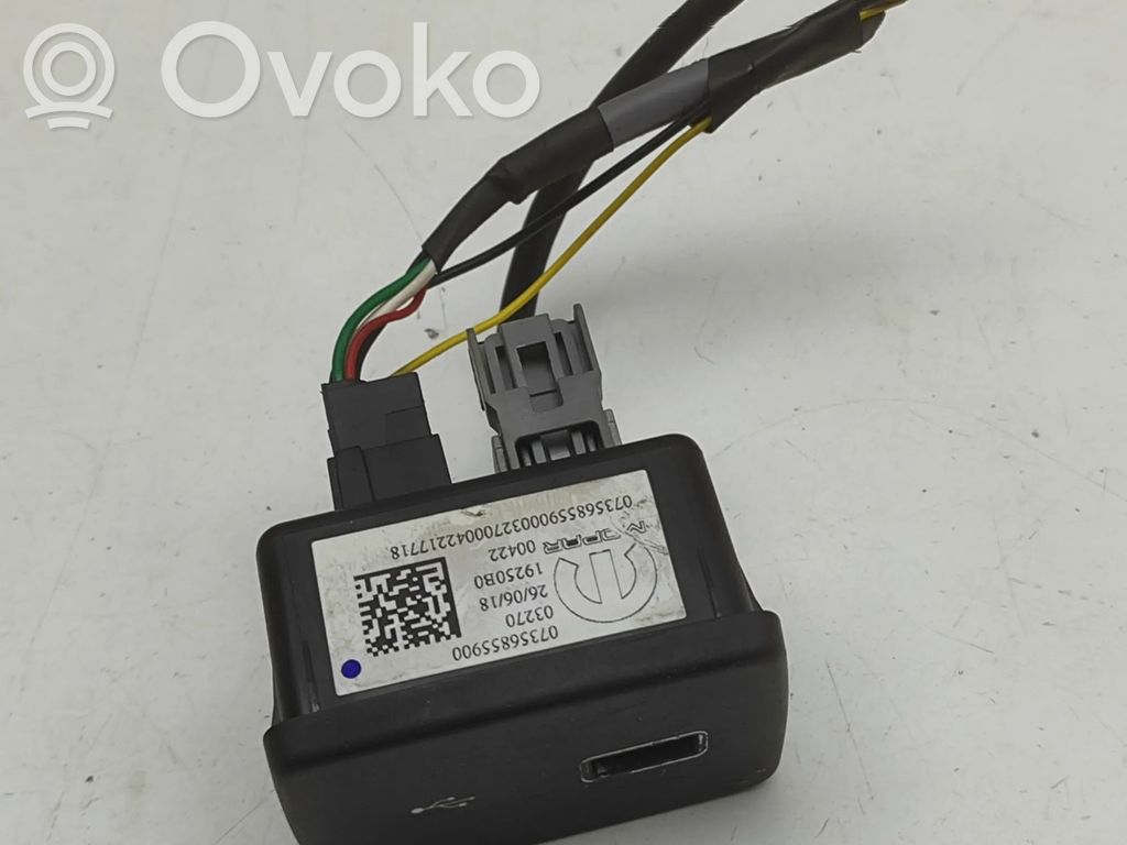 Peugeot Boxer Enchufe conector USB 