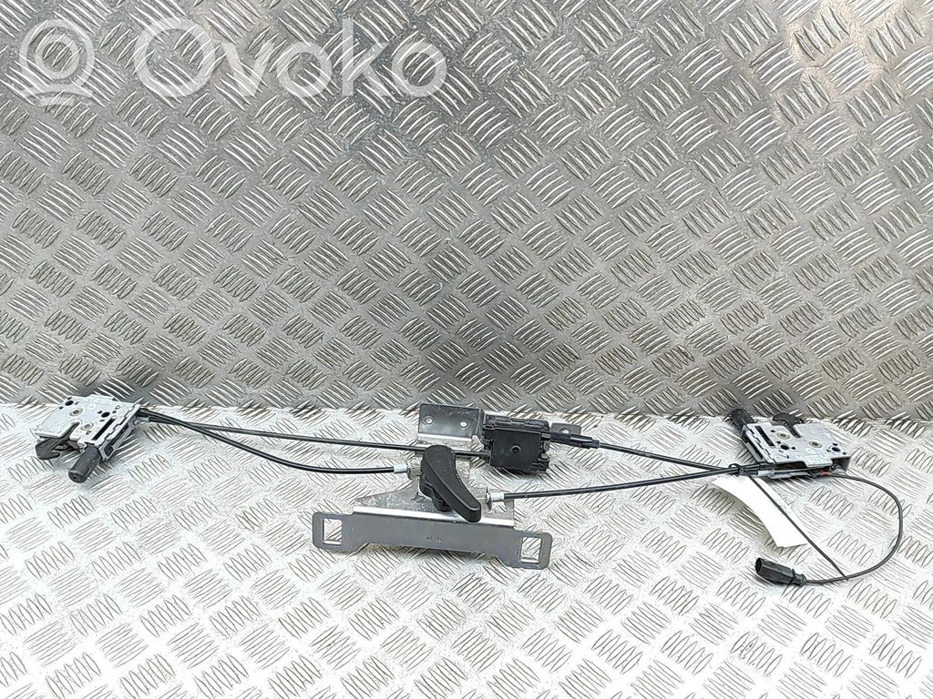 Skoda Enyaq iV Zamek pokrywy przedniej / maski silnika 