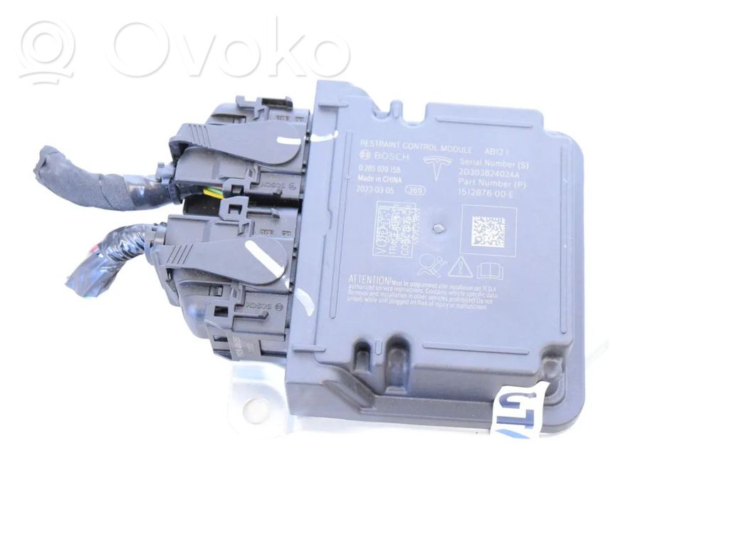 Module de contrôle airbag   151287600E