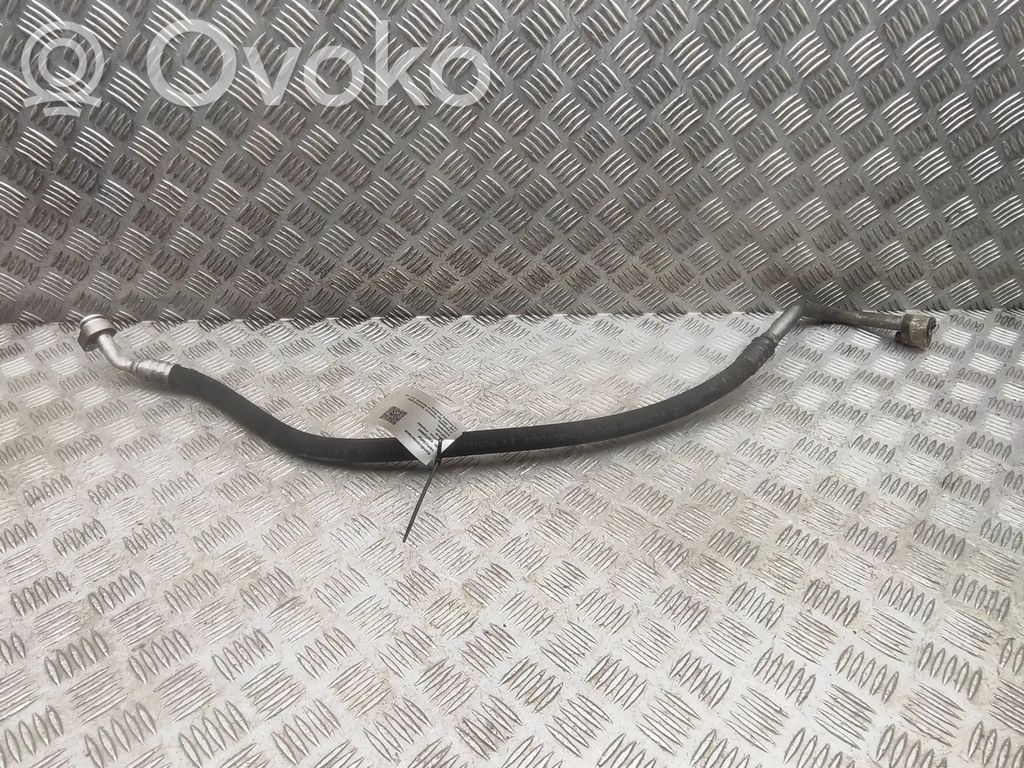 Porsche Boxster 986 Ilmastointilaitteen putki (A/C) 