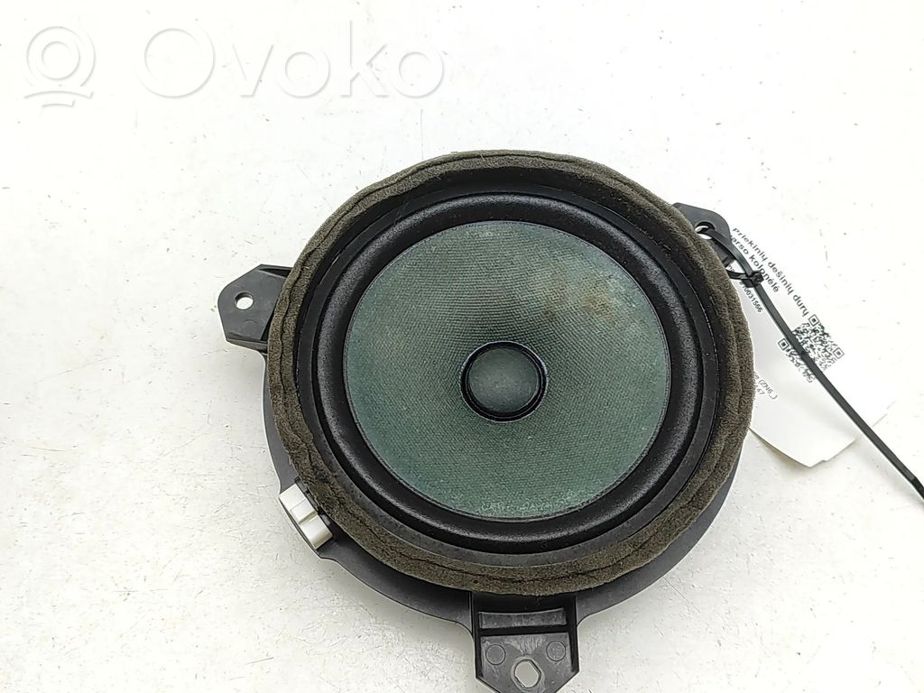 Toyota GT 86 Front door speaker 