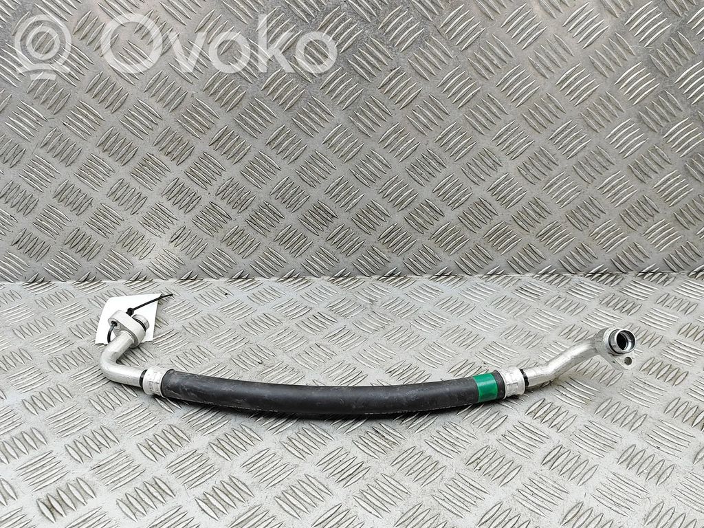 Toyota bZ4X Ilmastointilaitteen putki (A/C) 