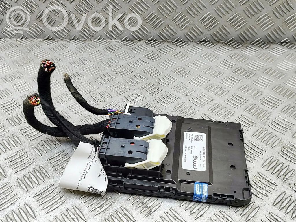 Audi Q7 4M Module de contrôle carrosserie centrale 