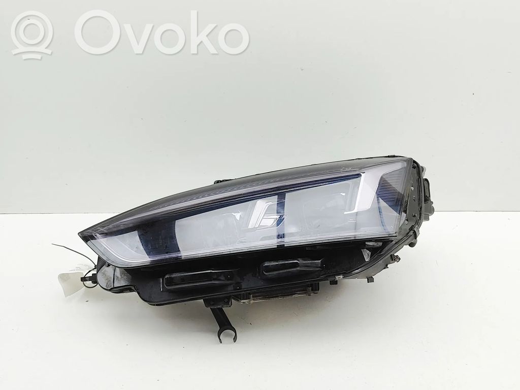 Audi A5 Phare frontale 