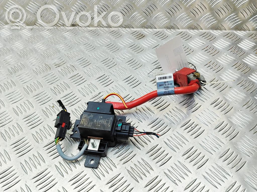 Aston Martin DB9 Cable positivo (batería) 