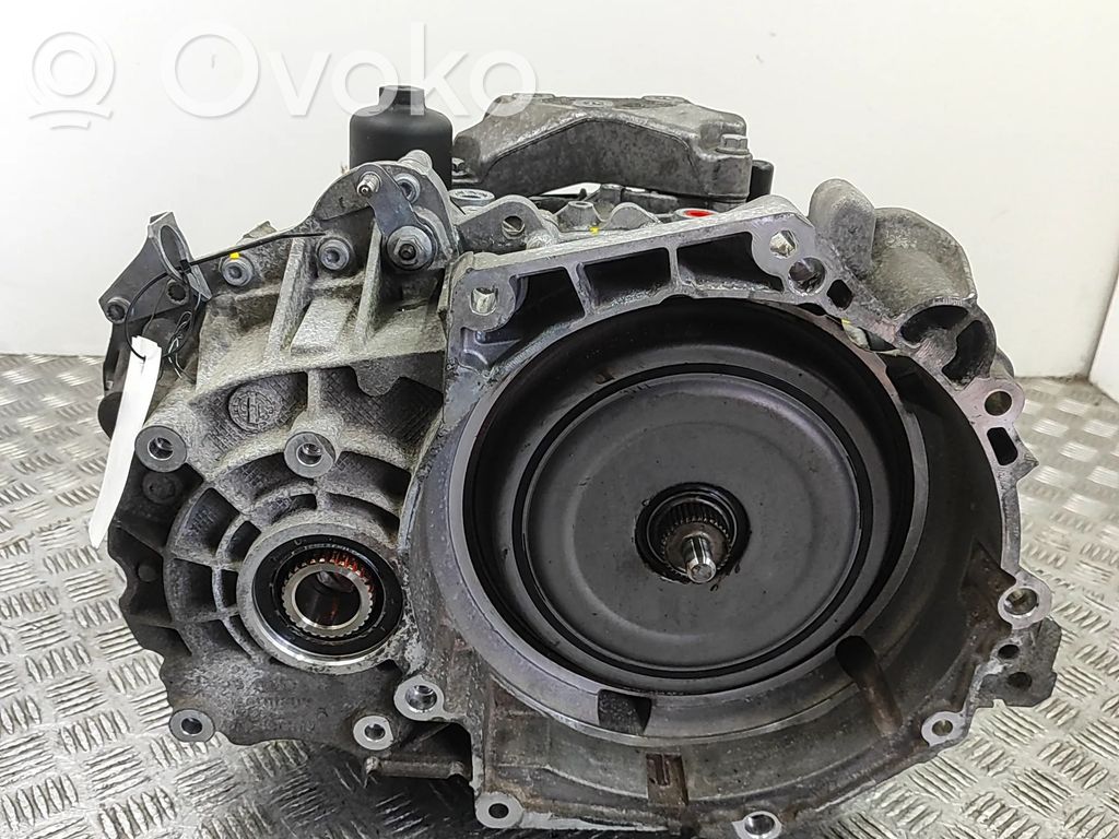 Volkswagen PASSAT B8 Caja de cambios automática 