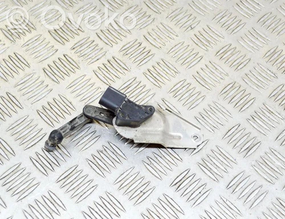 Headlight/headlamp level sensor   104494100B