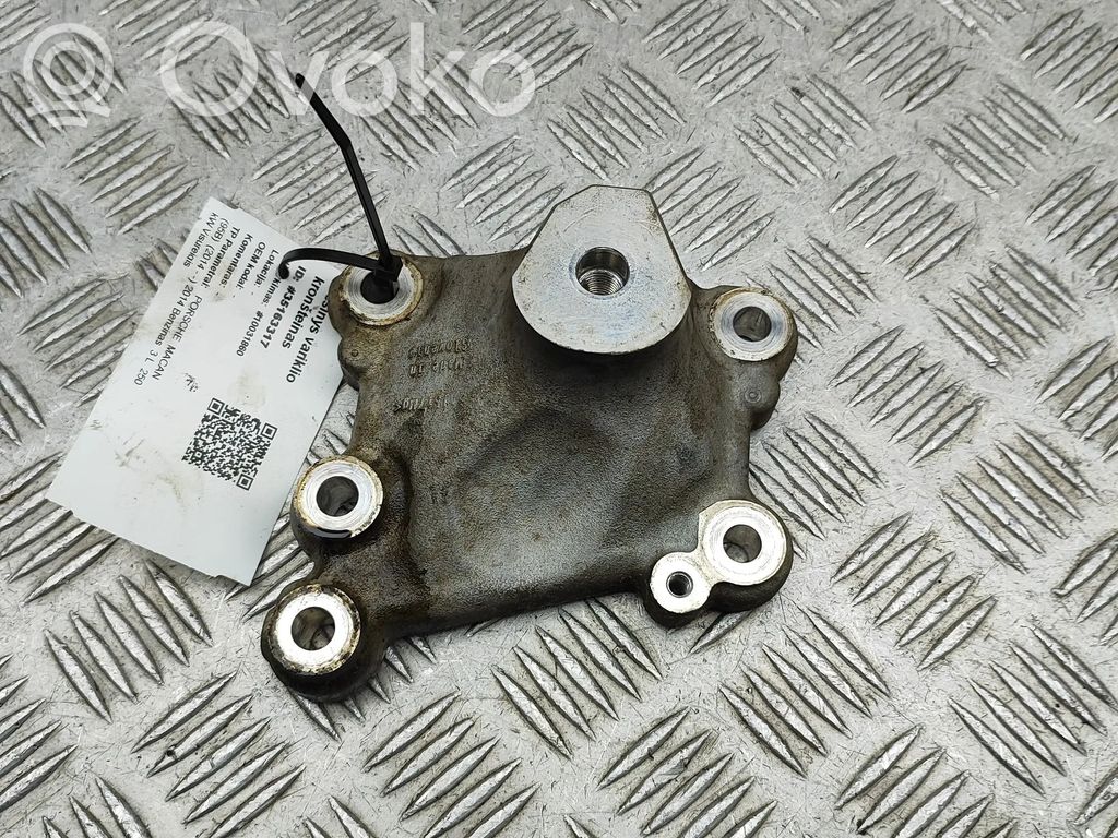 Porsche Macan (95B) Engine mounting bracket 