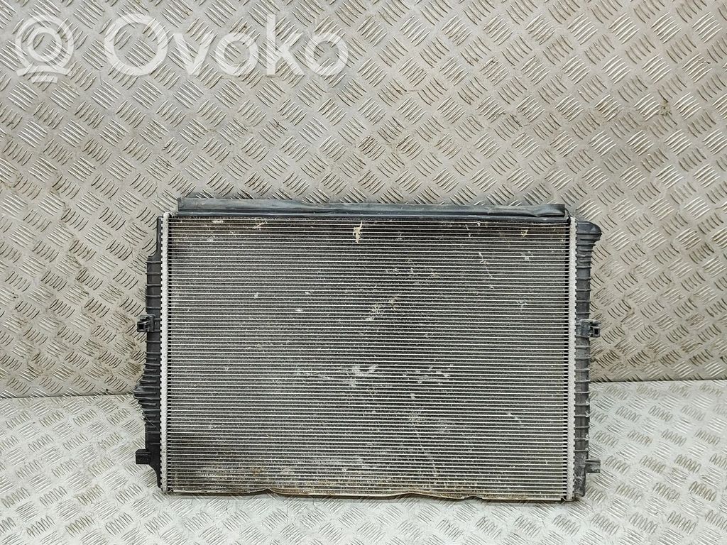 Audi Q3 F3 Chłodnica 