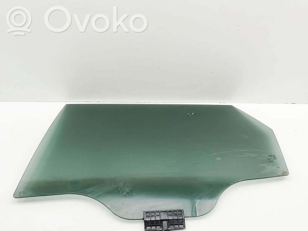 KIA Optima Takaoven ikkunalasi 