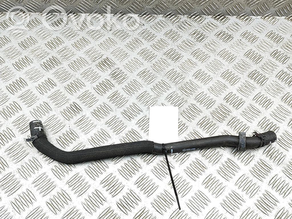 Porsche Taycan 9J1 Tubo flessibile del liquido di raffreddamento del motore 