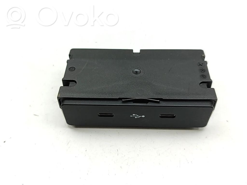 Enchufe conector USB   95C035736