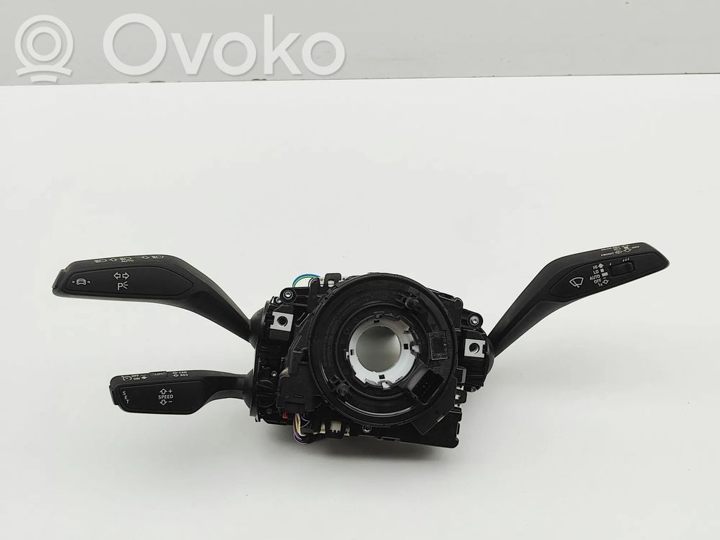 Audi RS Q3 Sportback Commodo de clignotant 