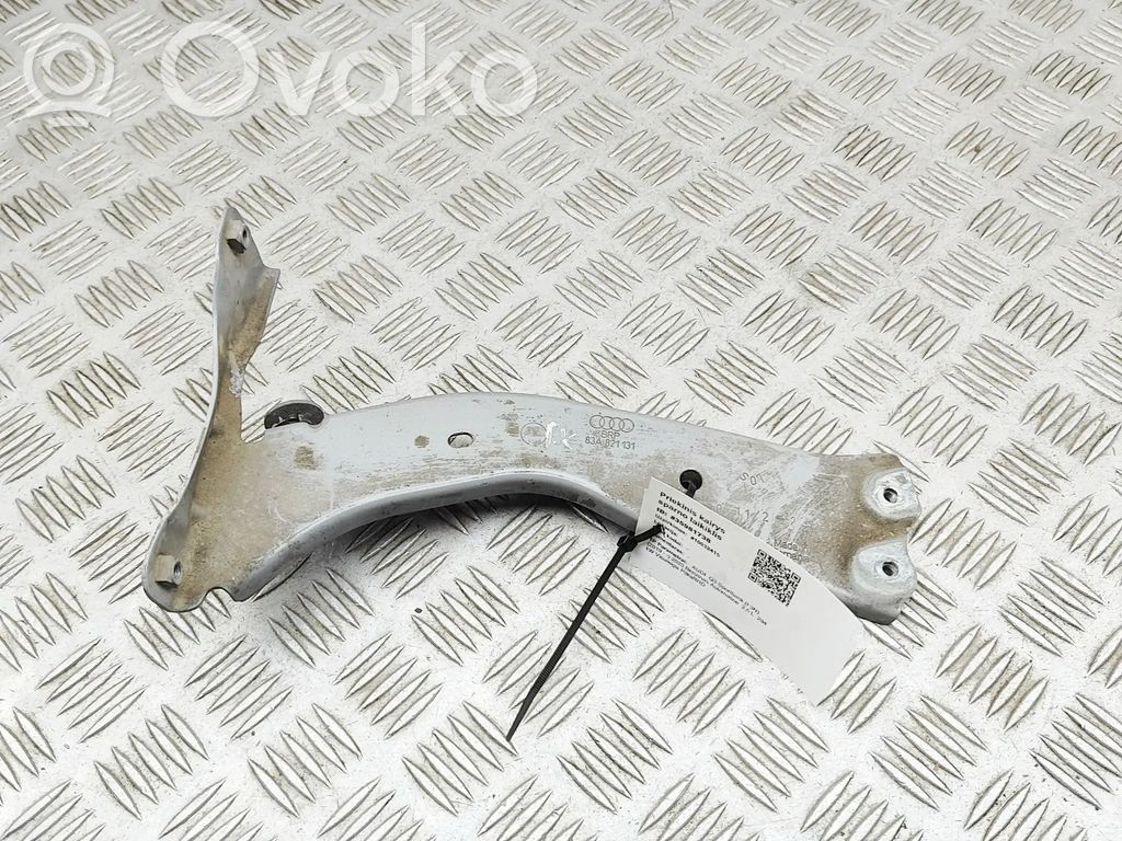 Audi RS Q3 Sportback Support de montage d'aile 