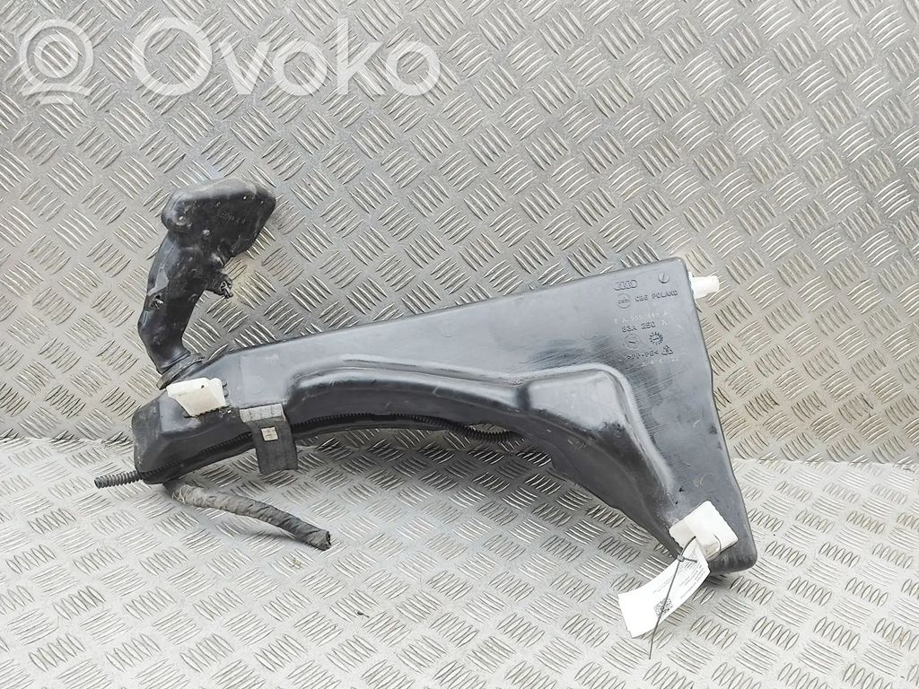 Audi RS Q3 Sportback Zbiornik płynu do spryskiwaczy szyby przedniej / czołowej 