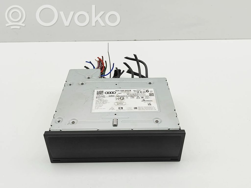 Audi RS Q3 Sportback Radio/CD/DVD/GPS head unit 