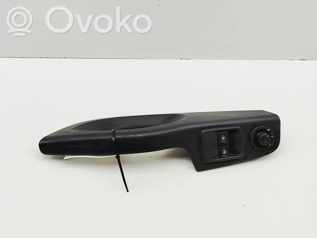 Opel Vivaro Comutator comandă geamuri electrice 