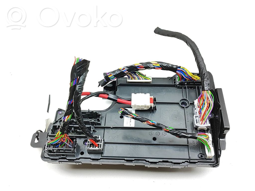 Tesla Model Y Juniper Central body control module 
