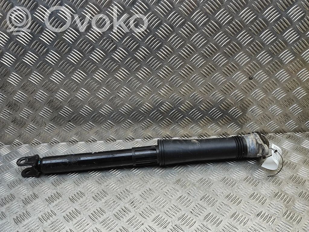 BYD Atto 3 Takaiskunvaimennin 