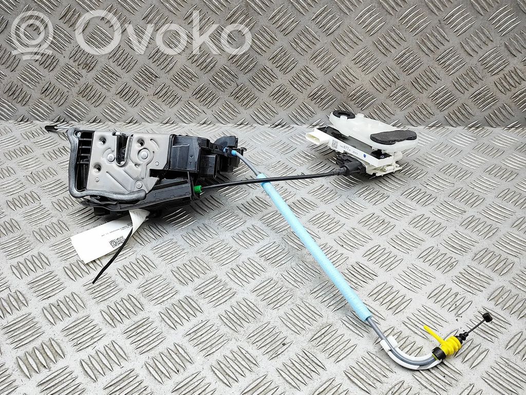 BMW X5 G05 Wkładka do zamka drzwi 