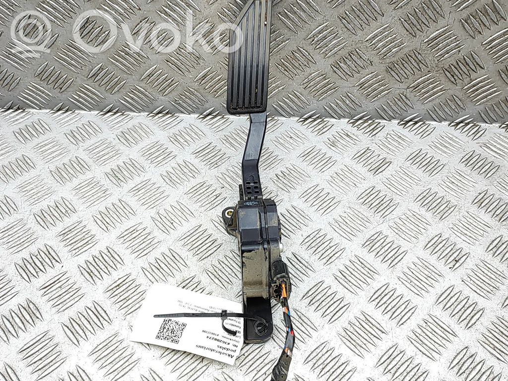 Isuzu D-Max Gaspedal 