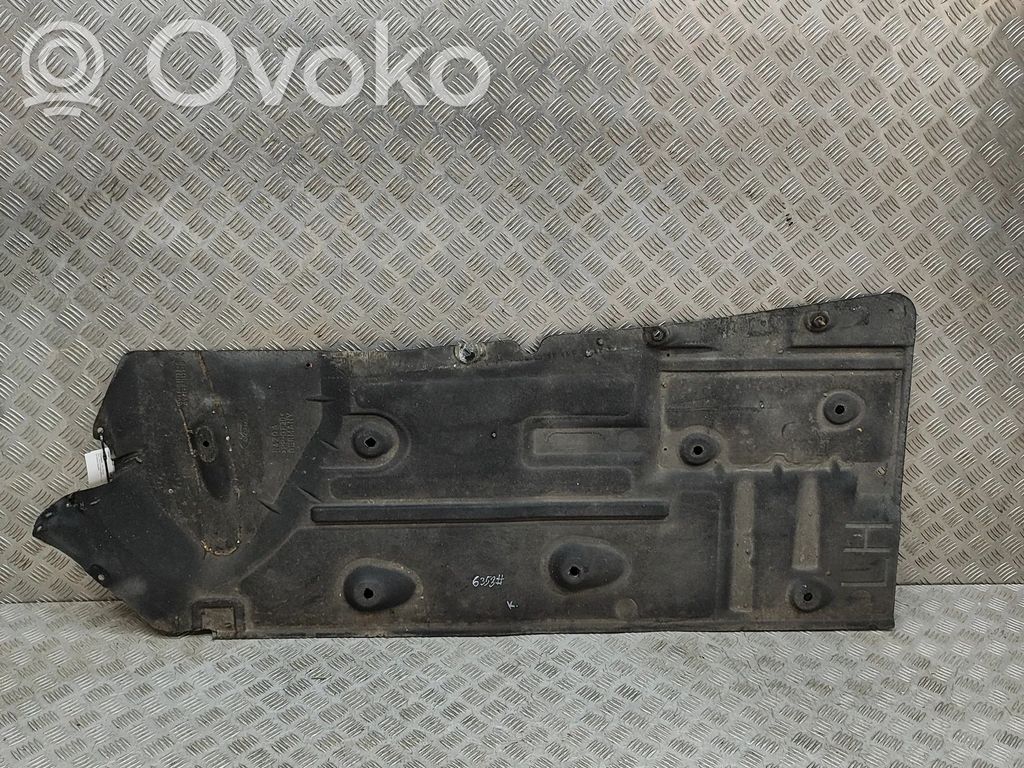 Ford Focus Protección inferior lateral 