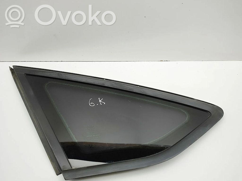 Ford Focus Rear side window 