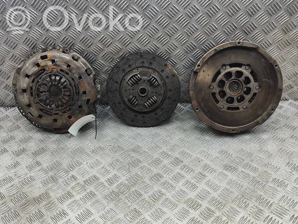 Kytkinsarja   BK216477CD,BK217550BC,BK217563BA