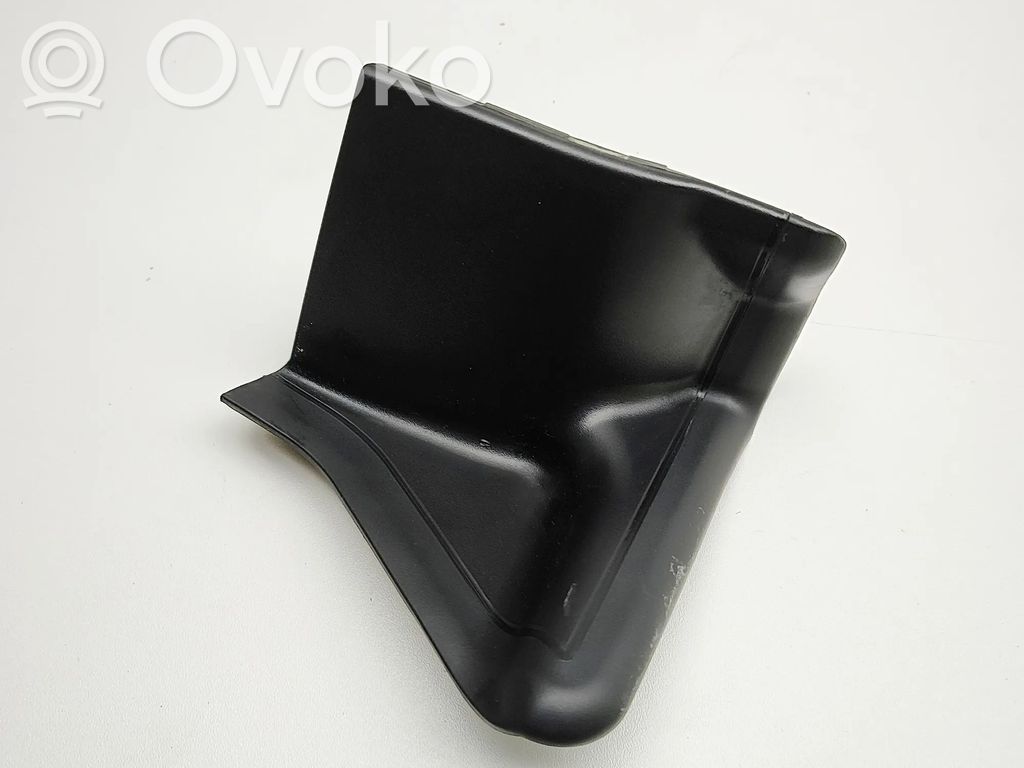 Listwa pod lampę tylną   SC2E4133252