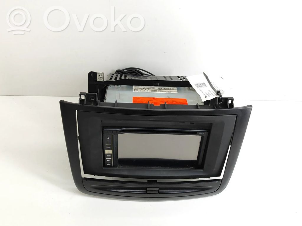 Mercedes-Benz Vito Viano W639 Unité principale radio / CD / DVD / GPS