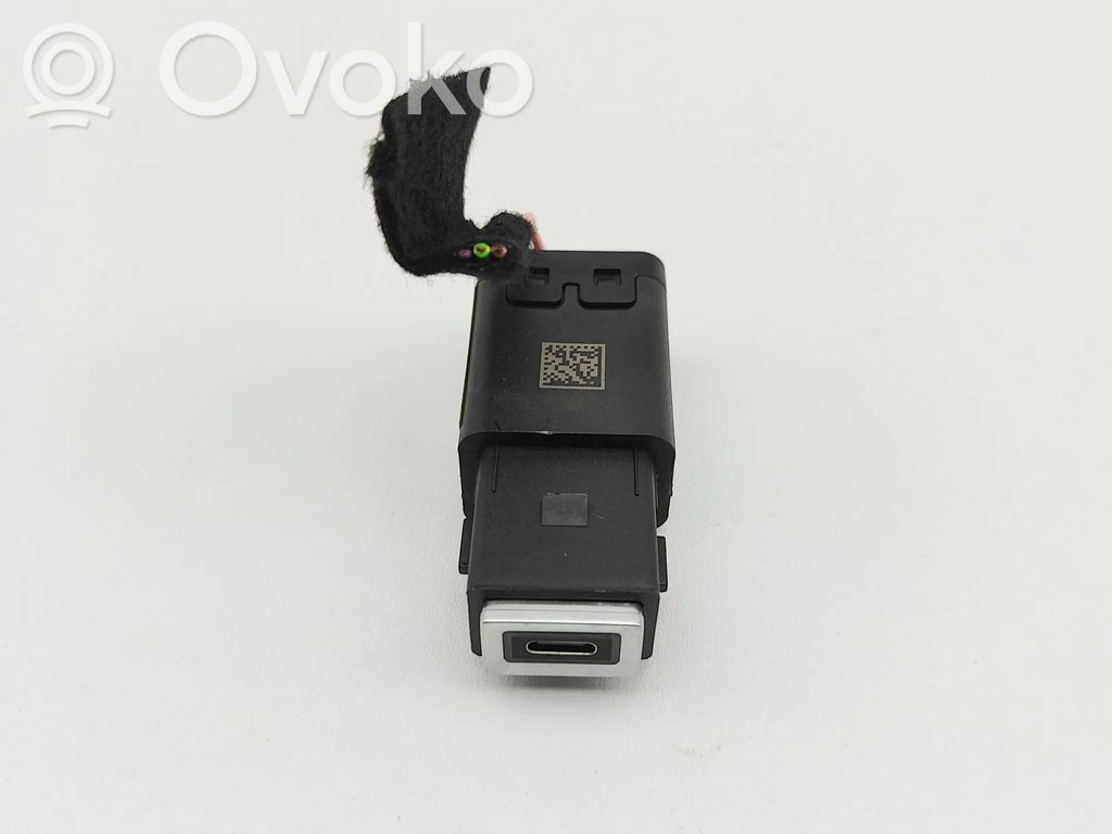 Toyota ProAce City Priză USB 