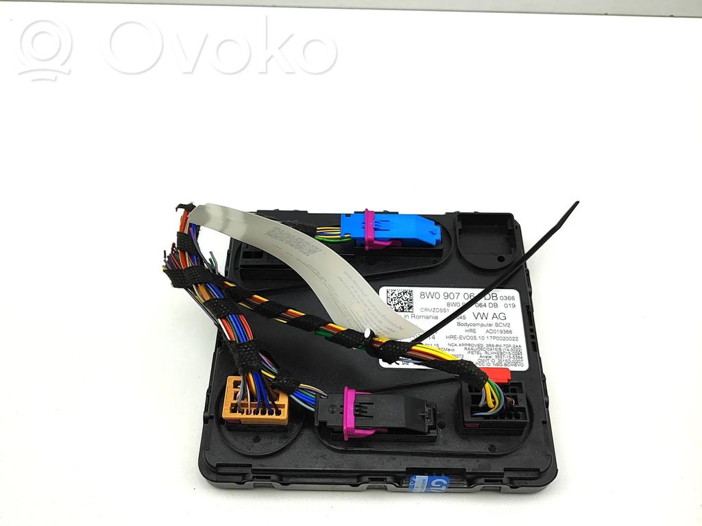Unidad de control/módulo de carrocería central   8W0907064DB,5DK01107914,5DK011079