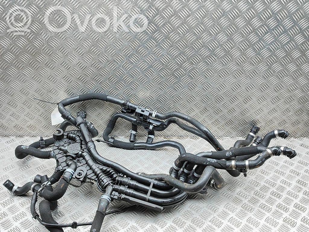 Audi Q6 e-tron Engine coolant pipe/hose 