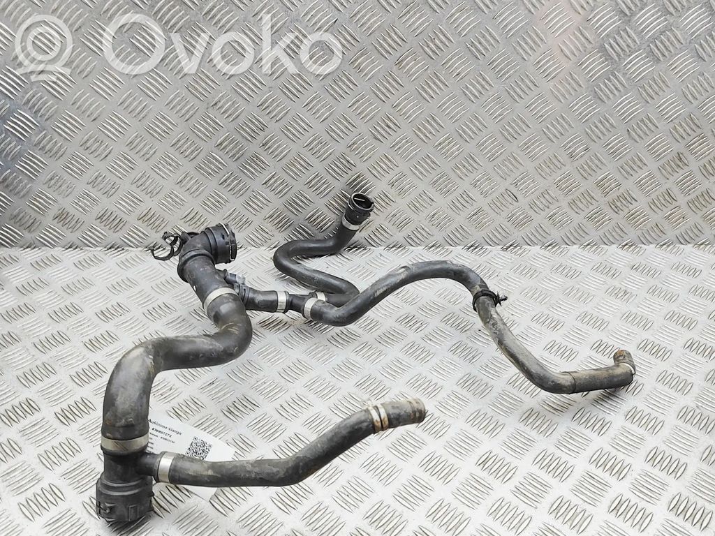 Volvo XC90 Tubo flessibile del liquido di raffreddamento del motore 