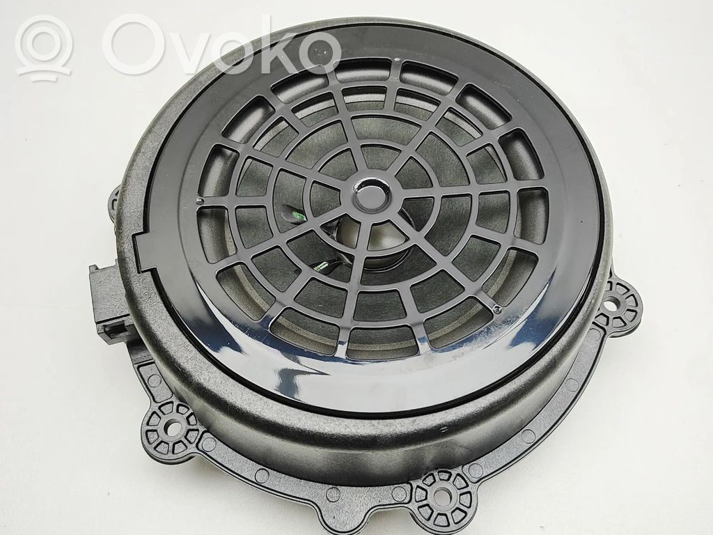 Porsche Panamera (971) Subwoofer 