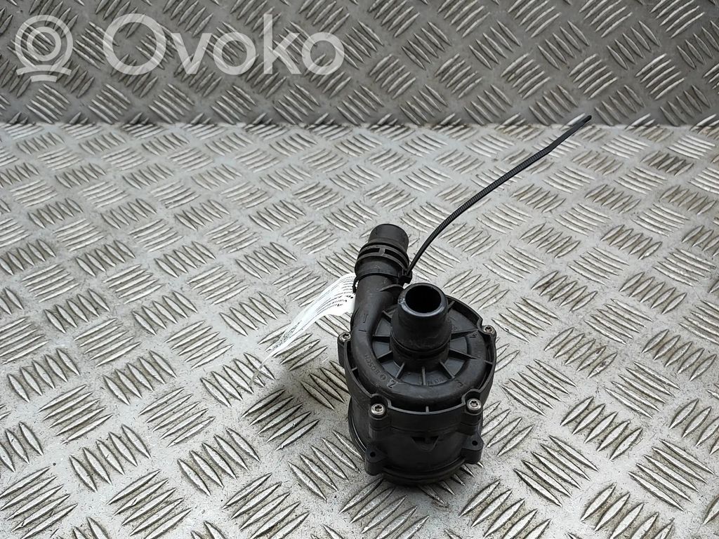 BMW 8 G15 Pompe à eau de liquide de refroidissement