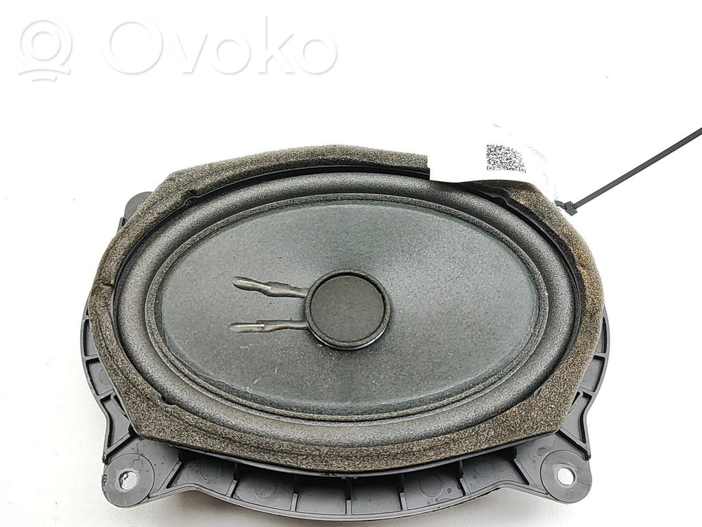 Lexus LS 460 - 600H Altavoz de la puerta delantera 