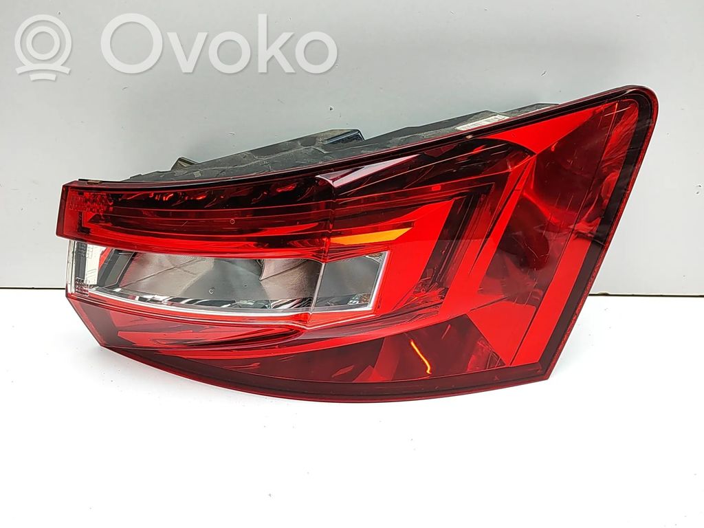 Skoda Superb B8 (3V) Luci posteriori